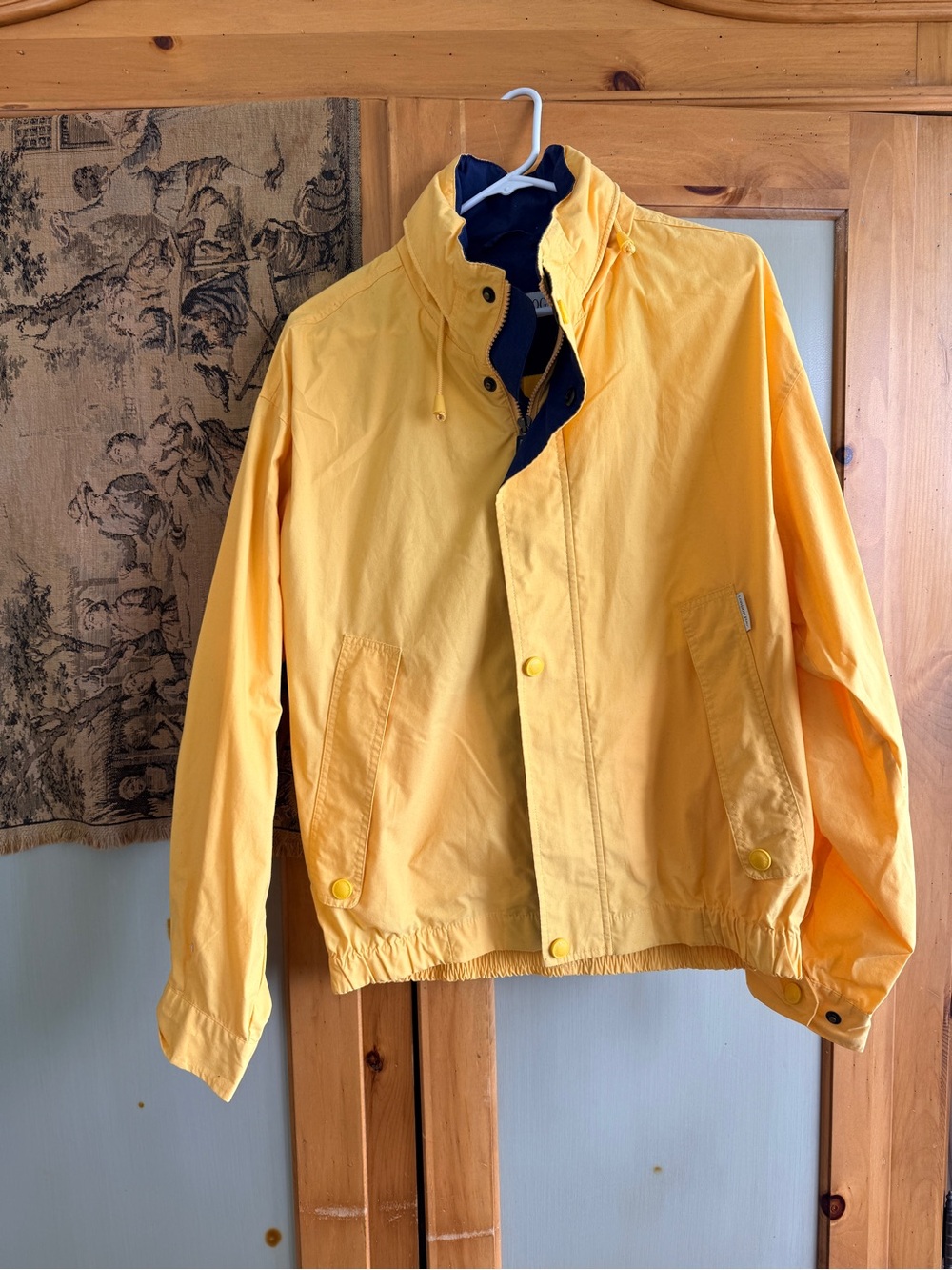 vintage London Fog butter yellow windbreaker